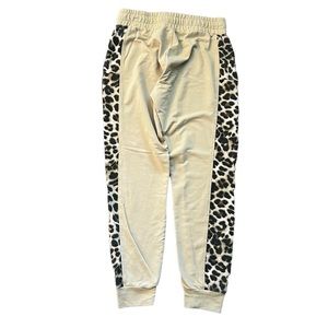 🔵 3/ $15 - NY & Co. Soho Joggers Tan with Leopard Print